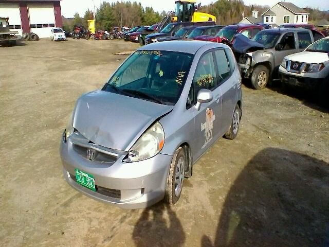 JHMGD38497S803611 - 2007 HONDA FIT SILVER photo 2