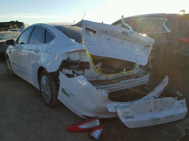 3FA6P0PU7FR225920 - 2015 FORD FUSION SE WHITE photo 3