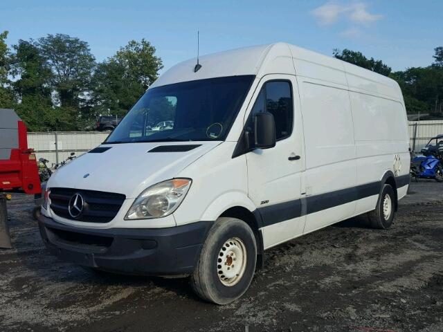 WD3PE8CBXB5598237 - 2011 MERCEDES-BENZ MARINE LOT WHITE photo 2