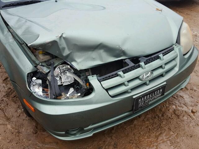 KMHCG35C13U275477 - 2003 HYUNDAI ACCENT GL GREEN photo 9