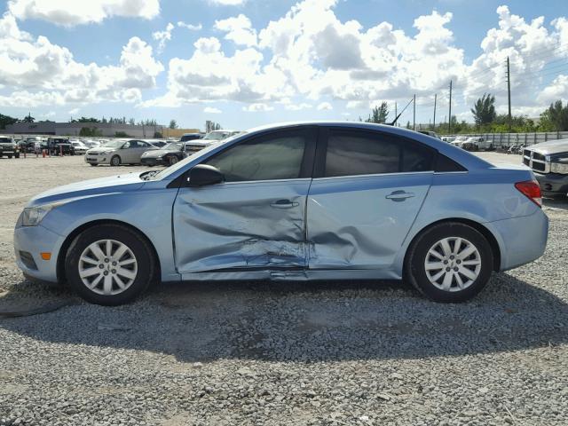 1G1PC5SH4B7225692 - 2011 CHEVROLET CRUZE LS SILVER photo 10