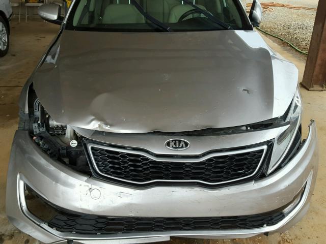 KNAGM4AD2D5061612 - 2013 KIA OPTIMA HYB CREAM photo 7