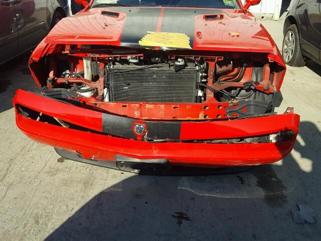 2B3LJ74W89H570632 - 2009 DODGE CHALLENGER RED photo 9