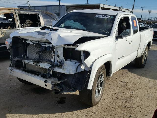 5TFSZ5AN1HX074049 - 2017 TOYOTA TACOMA WHITE photo 2