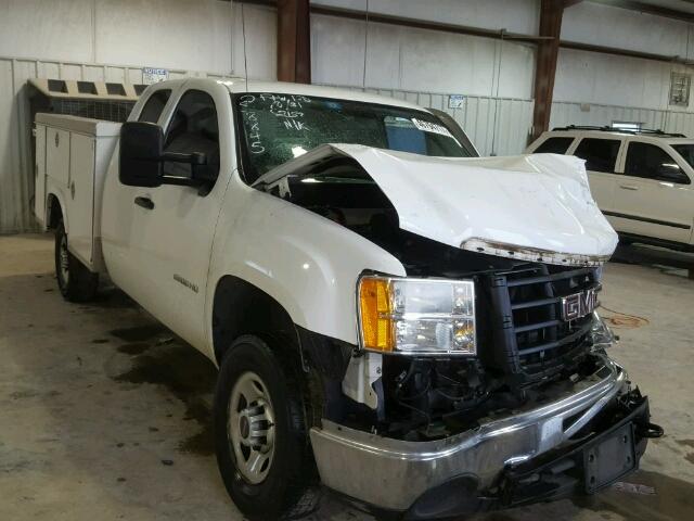 1GD5CZBK2AZ244306 - 2010 GMC SIERRA C25 WHITE photo 1