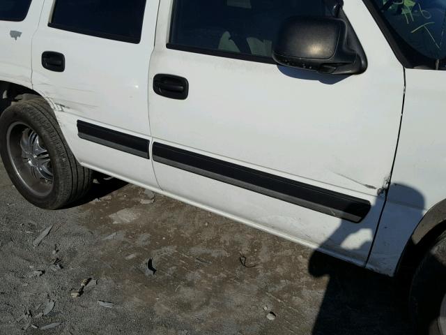 1GNEC13Z15R220643 - 2005 CHEVROLET TAHOE WHITE photo 9