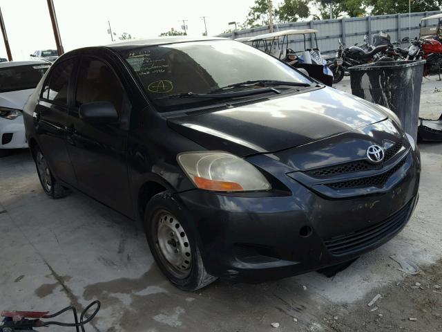 JTDBT923X71020496 - 2007 TOYOTA YARIS GRAY photo 1