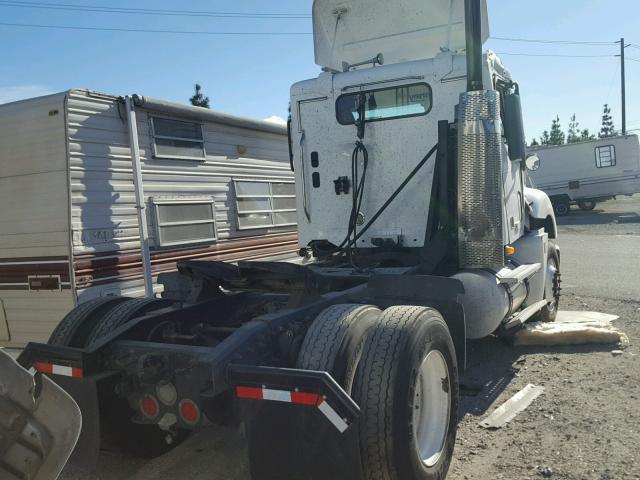 1FUBA5CK78LZ81401 - 2008 FREIGHTLINER CONVENTION WHITE photo 4