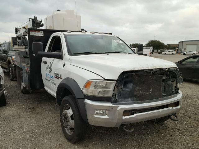 3C7WRNBL0GG121267 - 2016 RAM 5500 WHITE photo 1