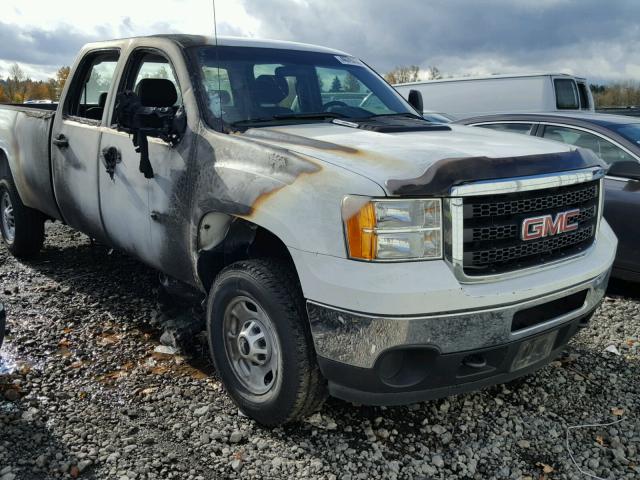 1GT12ZC81EF182591 - 2014 GMC SIERRA K25 WHITE photo 1