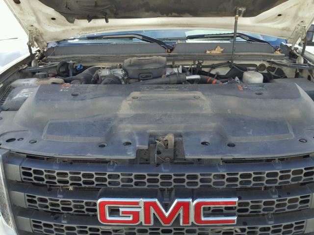 1GT12ZC81EF182591 - 2014 GMC SIERRA K25 WHITE photo 7