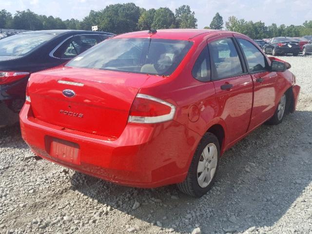 1FAHP34N88W210852 - 2008 FORD FOCUS S/SE RED photo 4