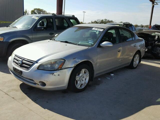 1N4AL11D73C345876 - 2003 NISSAN ALTIMA SILVER photo 2