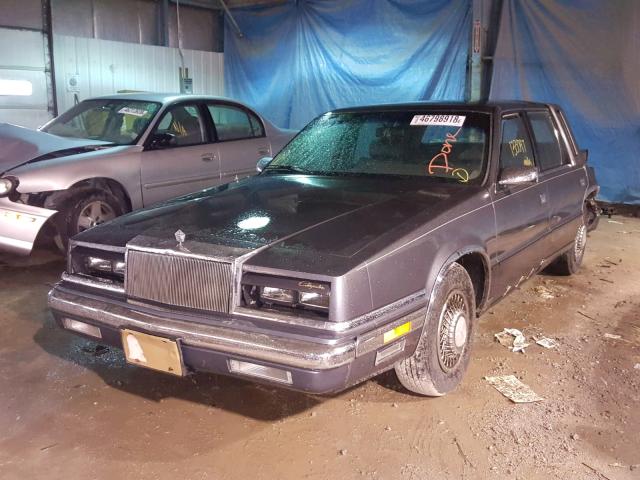 1C3XY66R9LD870993 - 1990 CHRYSLER NEW YORKER GRAY photo 2