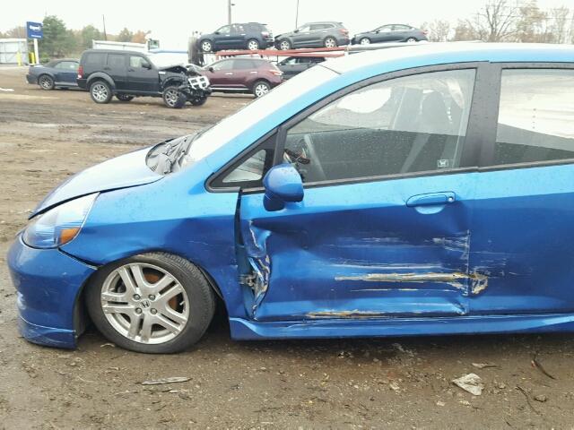 JHMGD38638S040682 - 2008 HONDA FIT SPORT BLUE photo 9