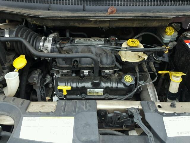 2C4GP54L72R571876 - 2002 CHRYSLER TOWN & COU 棕色 照片 7