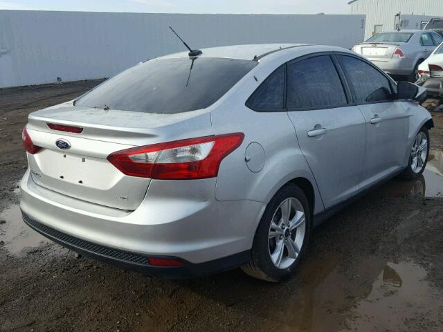 1FADP3F27EL274976 - 2014 FORD FOCUS SE SILVER photo 4