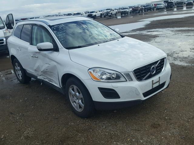 YV4952DL7B2167050 - 2011 VOLVO XC60 3.2 WHITE photo 1