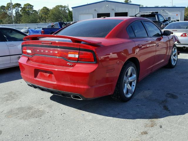 2C3CDXCT0DH555679 - 2013 DODGE CHARGER R/ RED photo 4