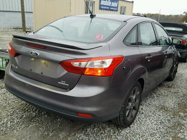 1FADP3F26DL211530 - 2013 FORD FOCUS SE GRAY photo 4