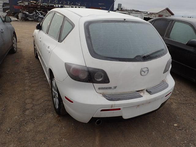 JM1BK343771694294 - 2007 MAZDA 3 HATCHBAC WHITE photo 3