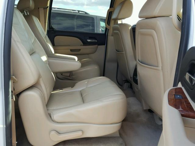 1GNFK16307J196285 - 2007 CHEVROLET SUBURBAN K WHITE photo 6