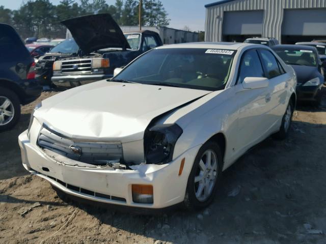 1G6DP577860154335 - 2006 CADILLAC CTS HI FEA WHITE photo 2