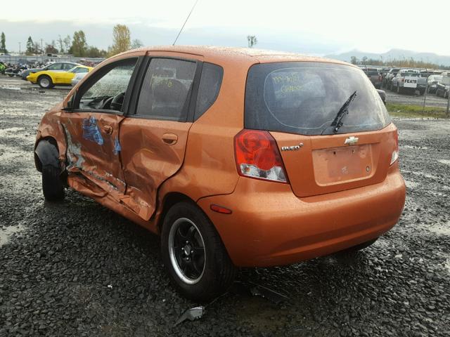 KL1TD66628B093059 - 2008 CHEVROLET AVEO BASE ORANGE photo 3