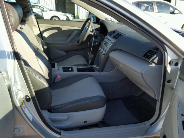 JTNBE46K873058193 - 2007 TOYOTA CAMRY NEW SILVER photo 5