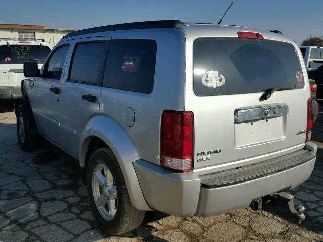 1D8GU58K87W640259 - 2007 DODGE NITRO SLT SILVER photo 3