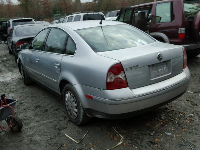 WVWMD63B43P192671 - 2003 VOLKSWAGEN PASSAT GL SILVER photo 3