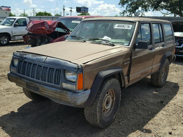 1JCMU7411JT110183 - 1988 JEEP CHEROKEE BROWN photo 2