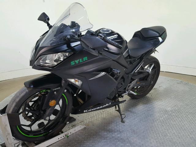 JKAEX8B15HDA36127 - 2017 KAWASAKI EX300 B BLACK photo 4