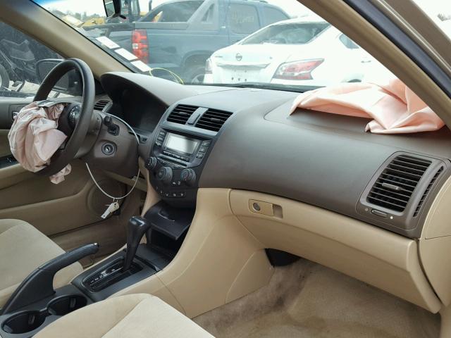 3HGCM563X3G713182 - 2003 HONDA ACCORD LX BEIGE photo 5