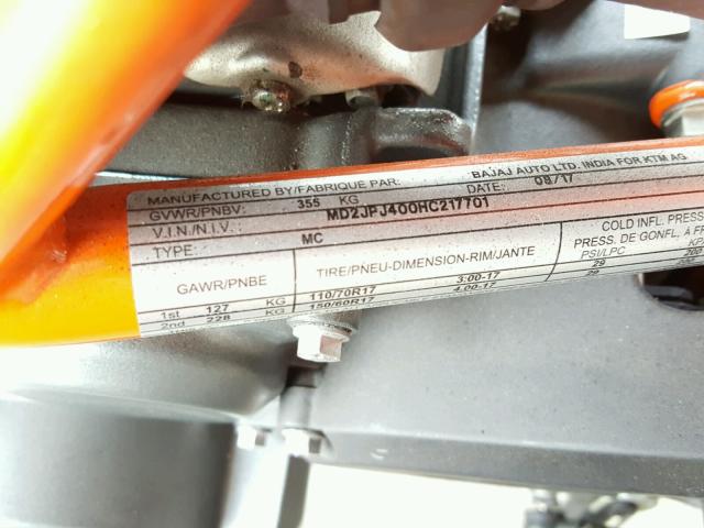 MD2JPJ400HC217701 - 2017 KTM 390 DUKE ORANGE photo 10