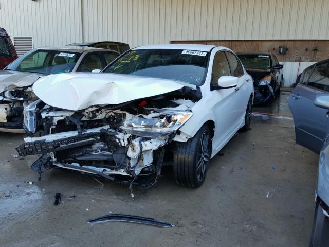 1HGCR2F55GA024690 - 2016 HONDA ACCORD SPO WHITE photo 2