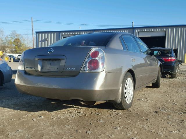 1N4AL11DX5N912251 - 2005 NISSAN ALTIMA GRAY photo 4