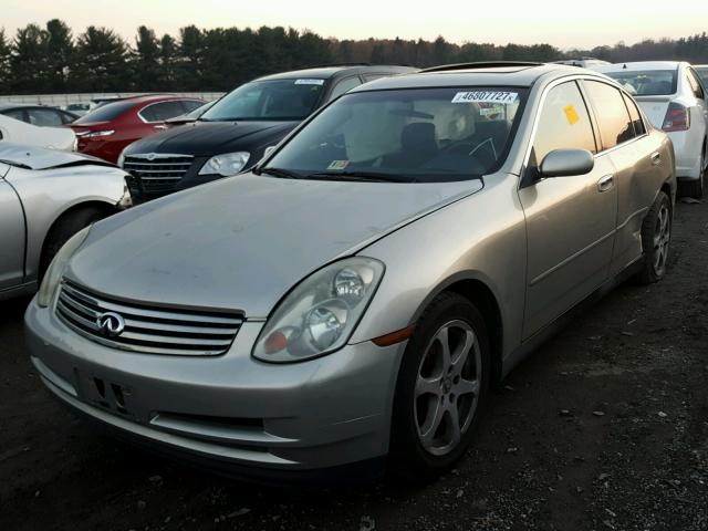 JNKCV51E13M318582 - 2003 INFINITI G35 SILVER photo 2