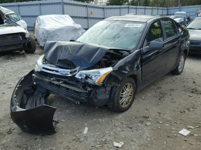 1FAHP35N48W159347 - 2008 FORD FOCUS SE BLACK photo 2