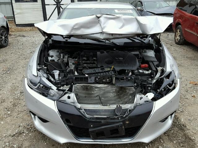 1N4AA6AP2HC379566 - 2017 NISSAN MAXIMA 3.5 SILVER photo 9