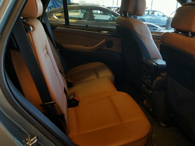 5UXFE43559L261502 - 2009 BMW X5 XDRIVE3 Մոխրագույն լուսանկար 6