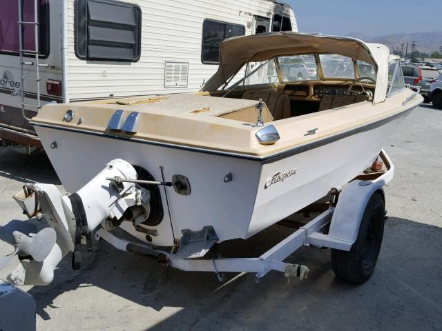 2272EV - 1971 CHALET BOAT WHITE photo 4