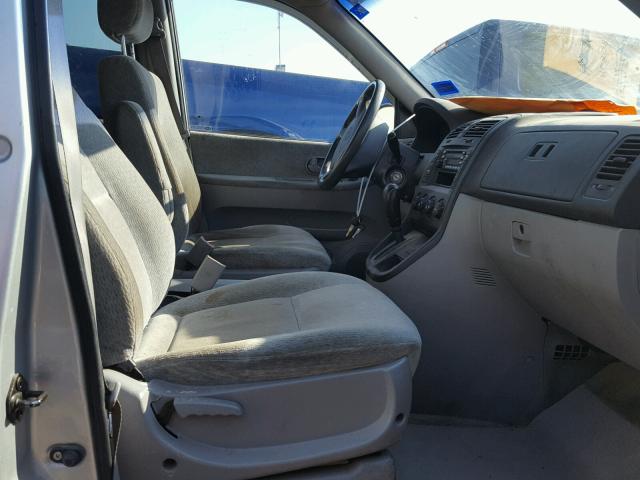 KNDUP132456719773 - 2005 KIA SEDONA EX SILVER photo 5