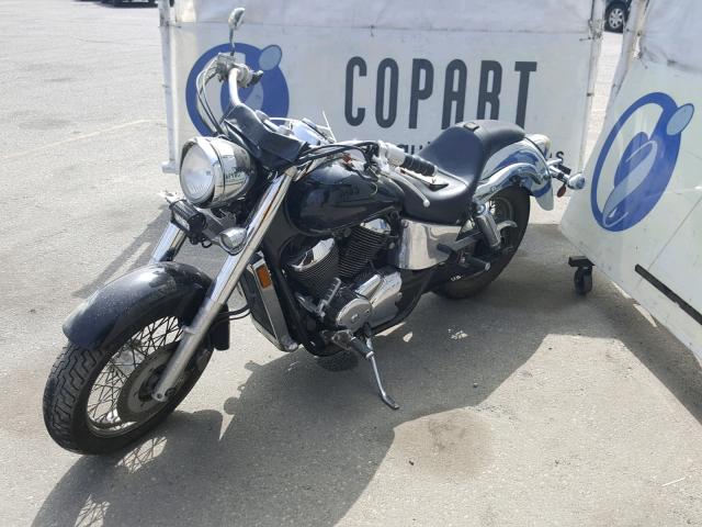 JH2RC44492M610145 - 2002 HONDA VT750 CDA 黑色 照片 2