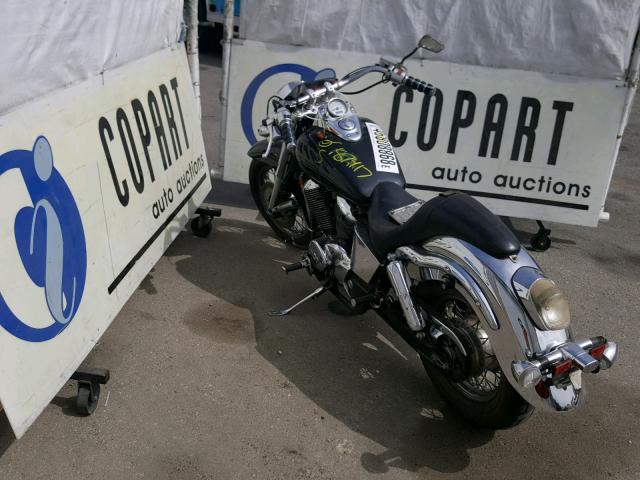 JH2RC44492M610145 - 2002 HONDA VT750 CDA 黑色 照片 3