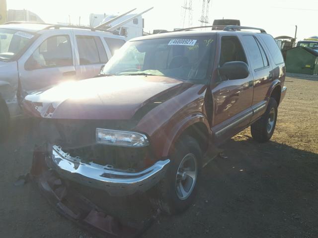 1GNCS13W21K116634 - 2001 CHEVROLET BLAZER RED photo 2