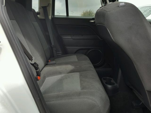 1C4NJCBB0GD506420 - 2016 JEEP COMPASS SP 白色 照片 6