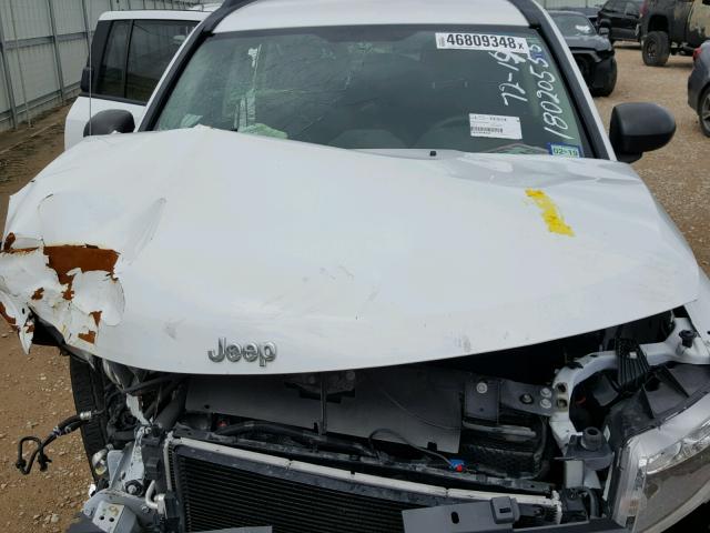 1C4NJCBB0GD506420 - 2016 JEEP COMPASS SP 白色 照片 7