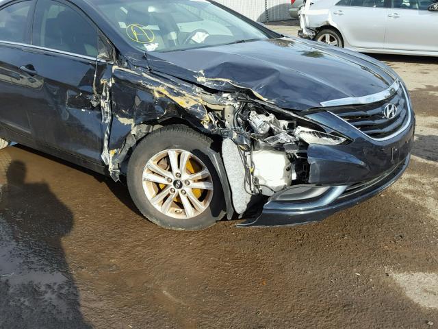 5NPEB4AC9CH407290 - 2012 HYUNDAI SONATA GLS BLUE photo 9