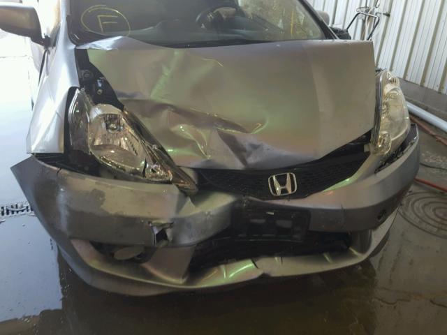 JHMGE88479S020252 - 2009 HONDA FIT SPORT SILVER photo 9